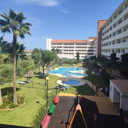 Apartamento Junto A La Playa Zona Tranquila Манилва Екстериор снимка